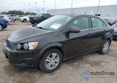 2014 Chevrolet Sonic Lt Auto z USA, uszkodzony, nr VIN 1G1JC5SH8E4230549